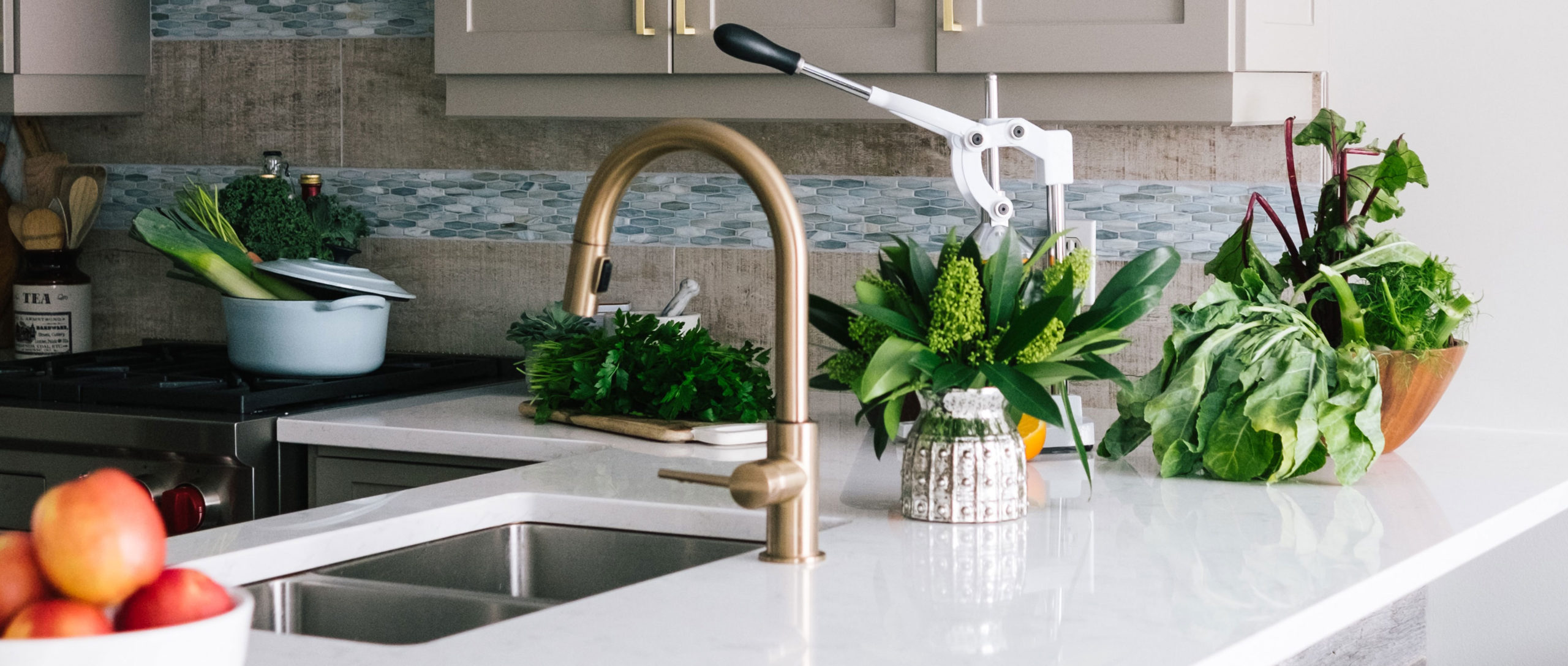 Modern Kitchen 1 Modern Kitchen 1